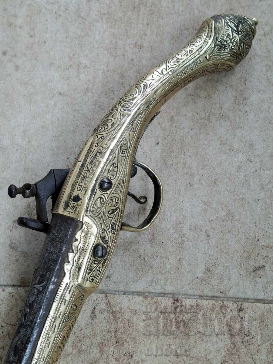 Auction  Flintlock pistol, rifle, shishane (a type of rifle), boylia (a type of rifle), flintlock rifle