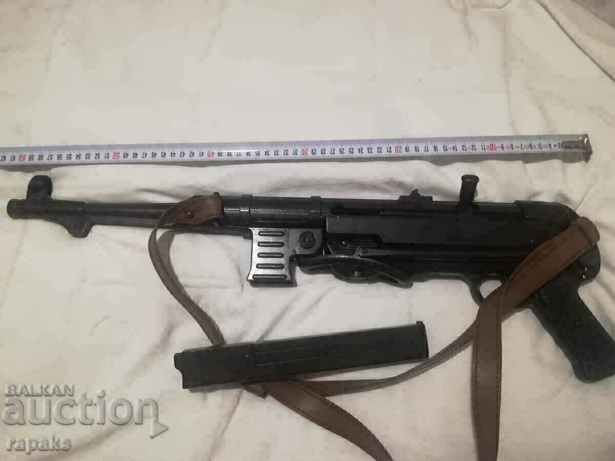 MP 40, Schmeiser MP 40, automatic, speed real rifle, pistol with price 645.00 BGN | € 329.78 MP 40, Schmeiser MP 40, automatic, speed real rifle, pistol with price 645.00 BGN | € 329.78