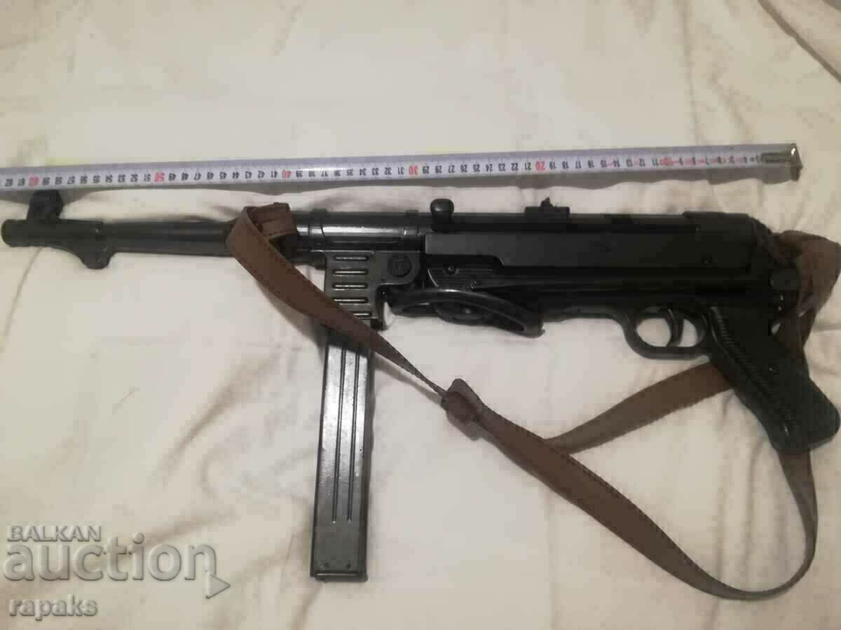 MP 40, Schmeiser MP 40, automatic, speed real rifle, pistol MP 40, Schmeiser MP 40, automatic, speed real rifle, pistol