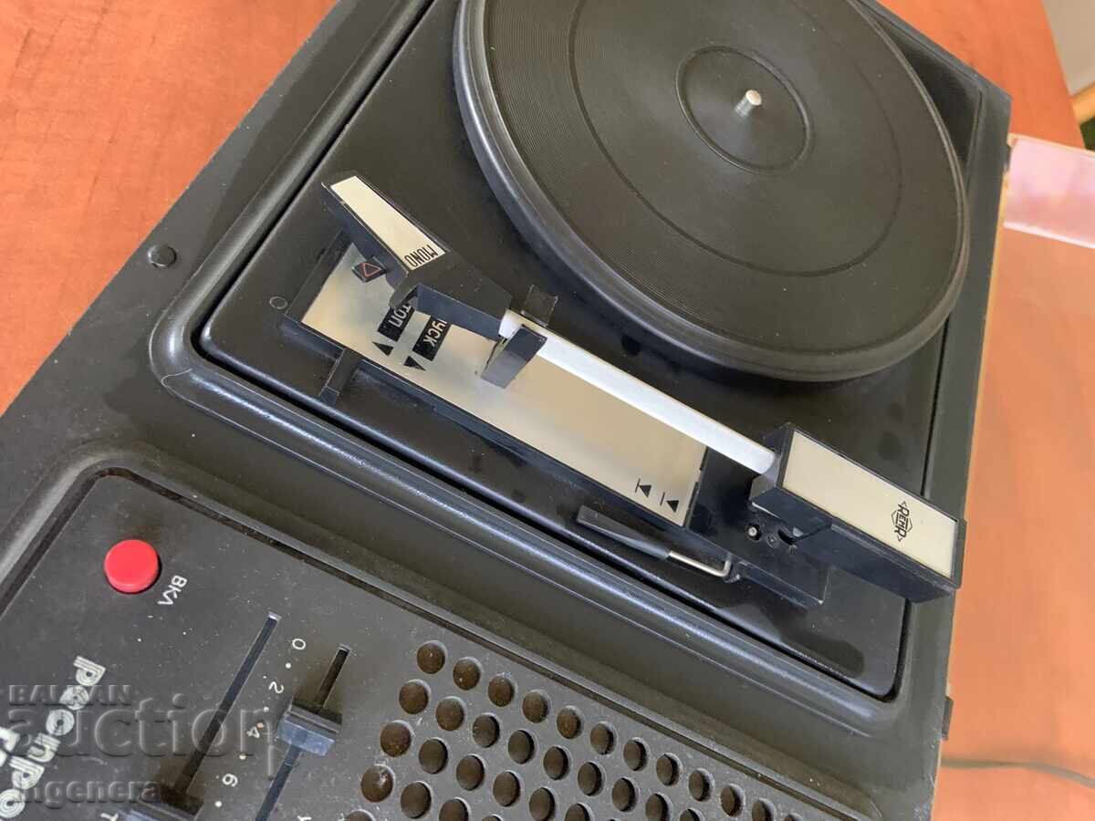 GRAMOPHONE "RESPROM GM311" - 6 GRAMOPHONE "RESPROM GM311" - 6