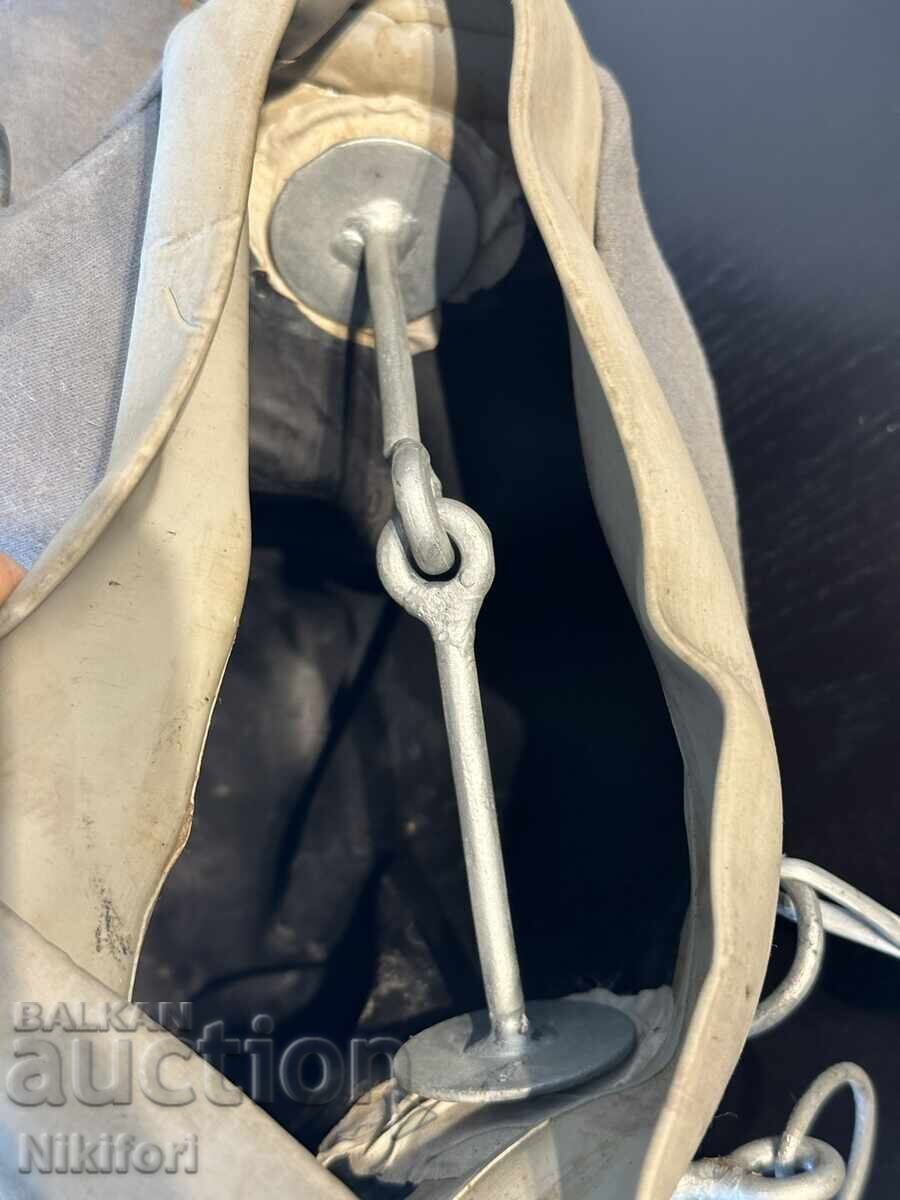 Παράδοση Μάσκα αερίου για άλογα ΚΣΠΦ-1 Παράδοση Μάσκα αερίου για άλογα ΚΣΠΦ-1