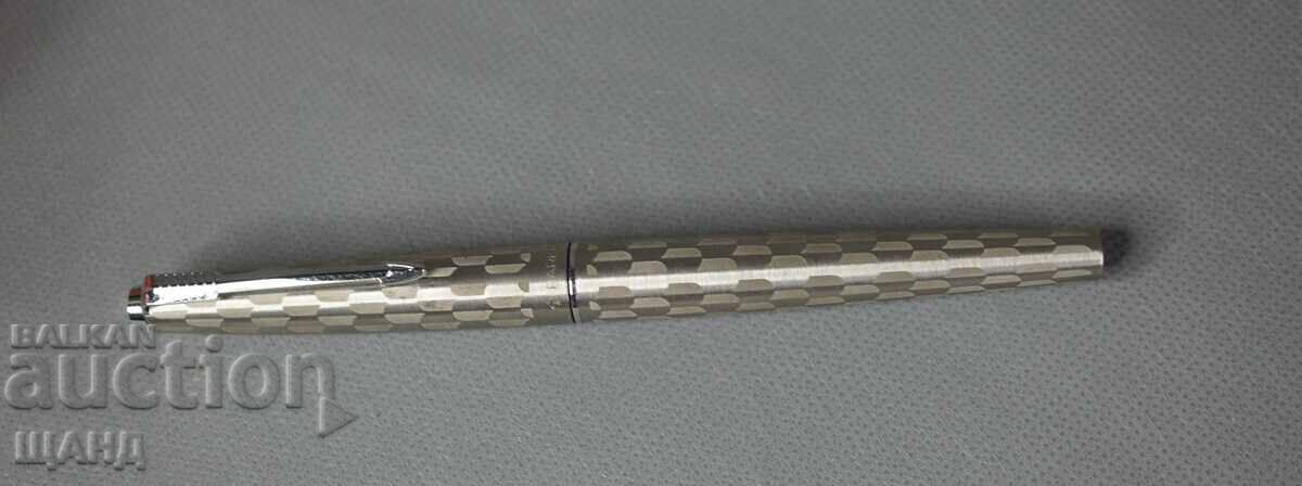 Стара писалка "Parkеr" Англия с кутия с цена 15.35 лв. | € 7.85 Стара писалка "Parkеr" Англия с кутия с цена 15.35 лв. | € 7.85