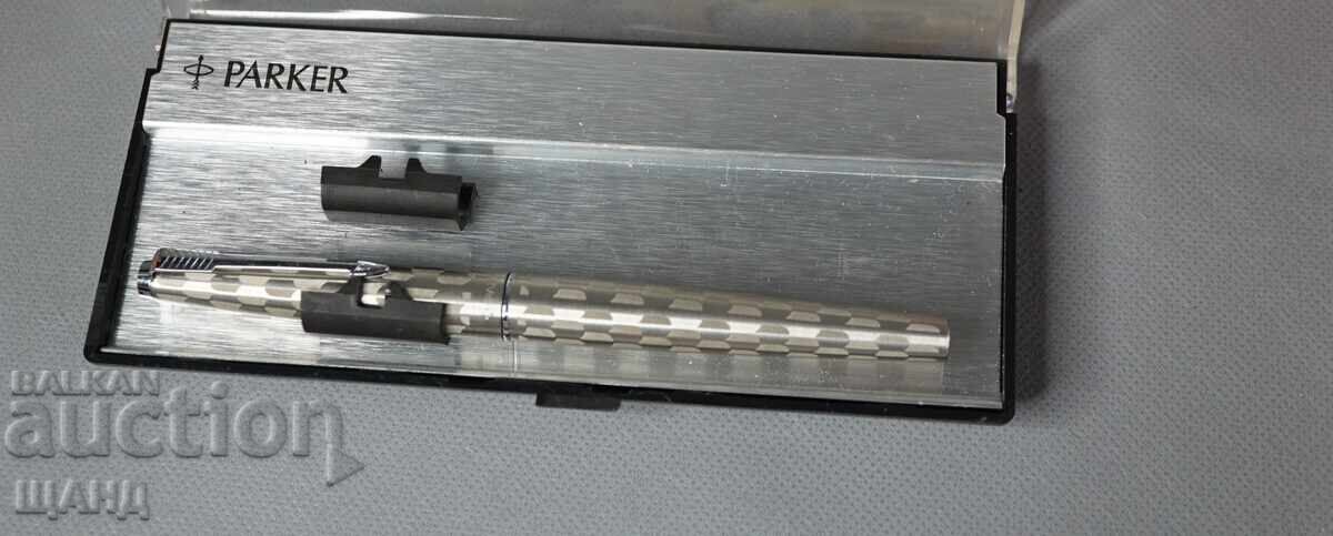 Стара писалка "Parkеr" Англия с кутия Стара писалка "Parkеr" Англия с кутия