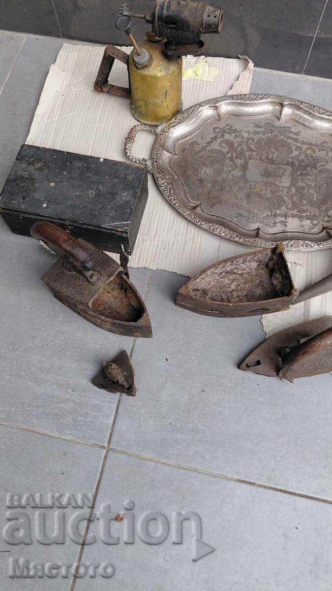 Lot Vintage Iron, Tray, and More with price 1.50 BGN | € 0.77 Lot Vintage Iron, Tray, and More with price 1.50 BGN | € 0.77