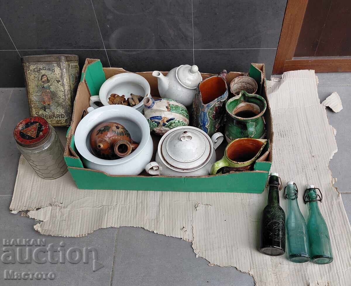 Lot of Trojan kana porcelain and other items Lot of Trojan kana porcelain and other items