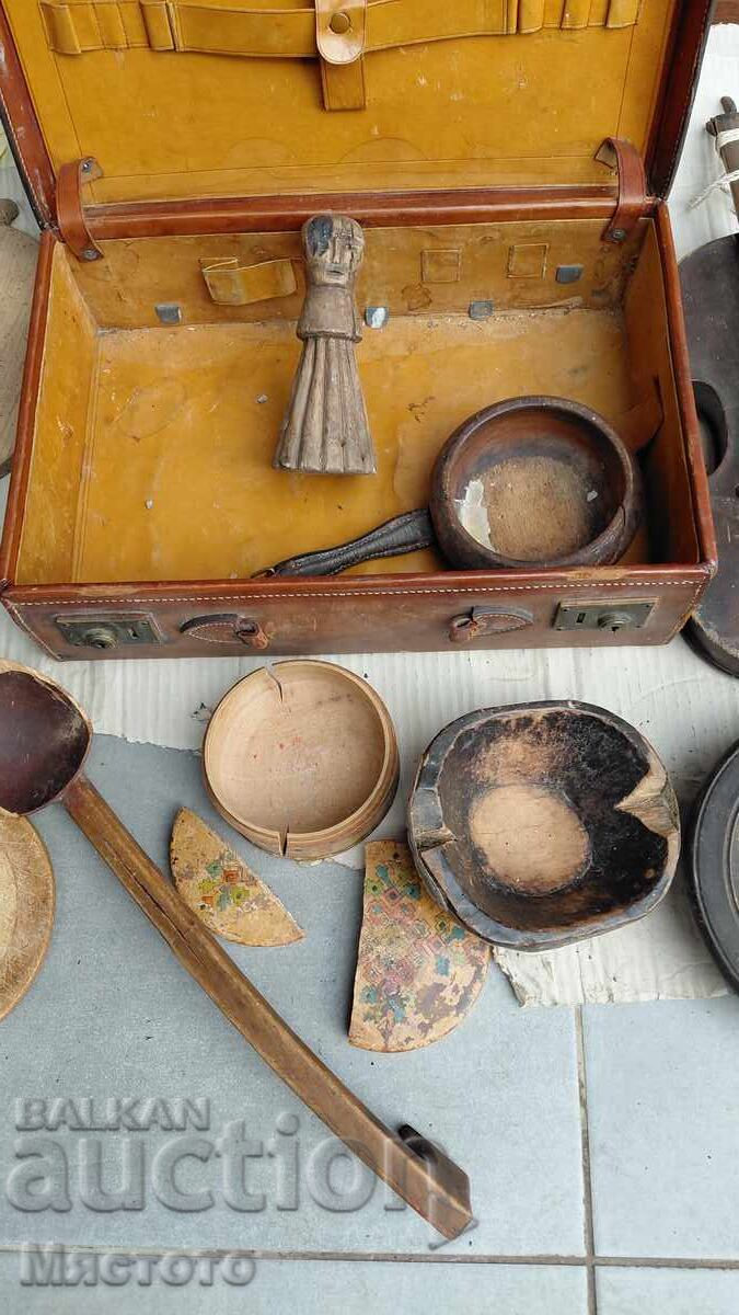 Auction Lot of dug-out wooden board and other items. Leather suitcase. Violin Auction Lot of dug-out wooden board and other items. Leather suitcase. Violin