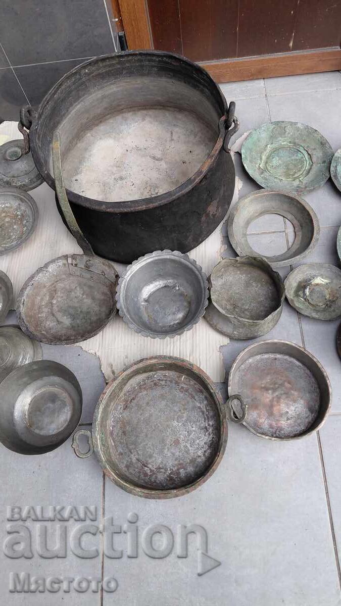 Δημοπρασία Παρτίδα ραντεβού μελιού πιάτο τηγάνι κανάτα και άλλα Δημοπρασία Παρτίδα ραντεβού μελιού πιάτο τηγάνι κανάτα και άλλα