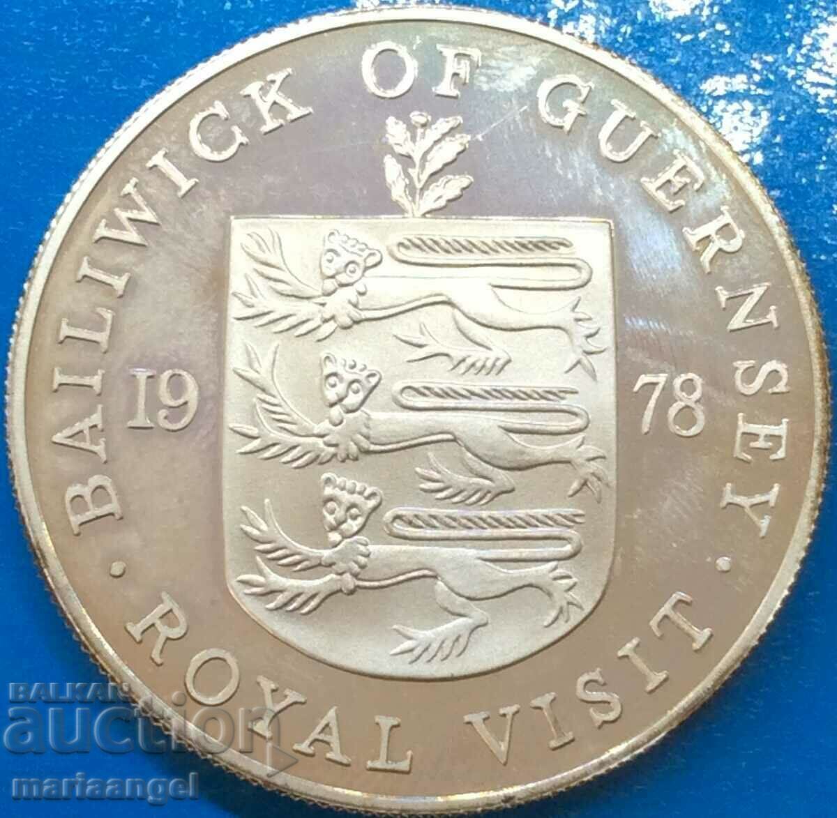 Livrarea Guernsey 25 pence 1987 Vizită Regală UNC PROOF 27,99g 0.925 Ag Livrarea Guernsey 25 pence 1987 Vizită Regală UNC PROOF 27,99g 0.925 Ag