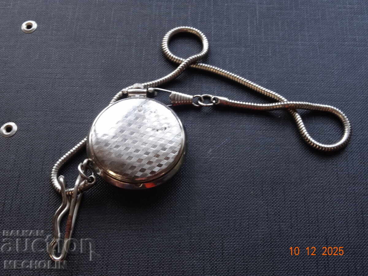 Аукцион СТАР ДЖАОБЕН КВАРЦОВ ЧАСОВНИК С КЮСТЕК Аукцион СТАР ДЖАОБЕН КВАРЦОВ ЧАСОВНИК С КЮСТЕК