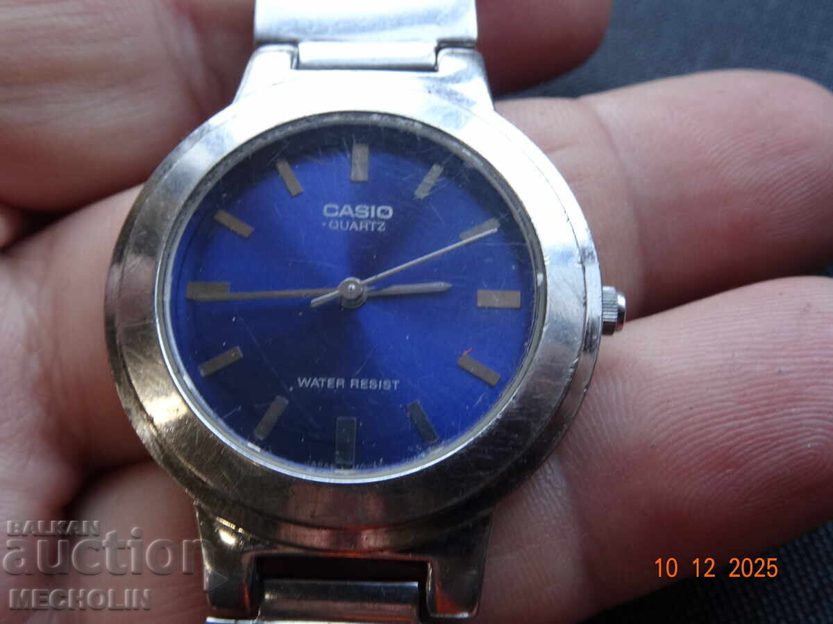 Vintage CASIO QUARTZ Watch Vintage CASIO QUARTZ Watch