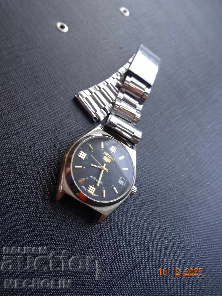 OLD CLOCK with price 23.00 BGN | € 11.76 OLD CLOCK with price 23.00 BGN | € 11.76