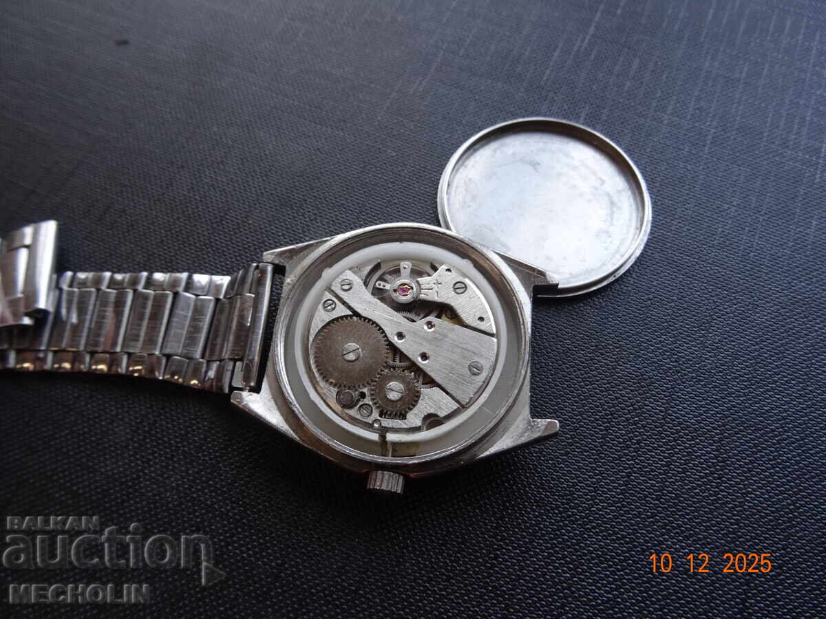 Delivery of OLD CLOCK Delivery of OLD CLOCK