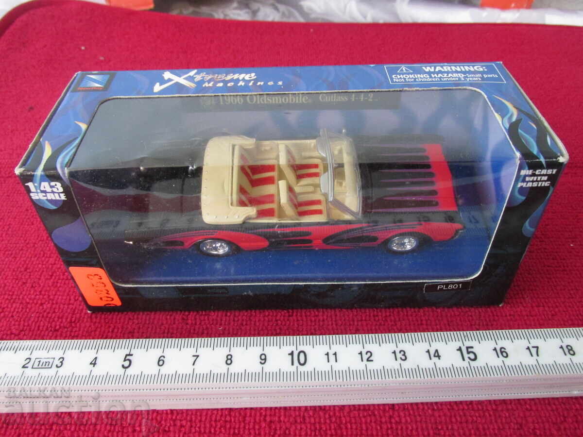 Macheta 1/43 Oldsmobile 1966 cu preț 15.00 BGN | € 7.67 Macheta 1/43 Oldsmobile 1966 cu preț 15.00 BGN | € 7.67