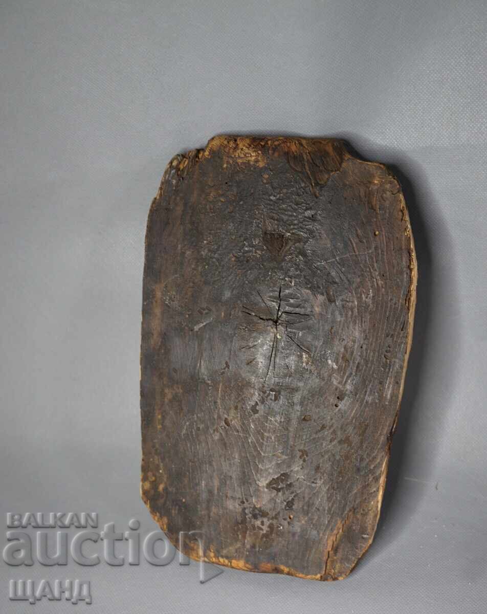 Licitație Veche icoană din lemn, panou sculptat în lemn Sf. Arhanghel Mihail Licitație Veche icoană din lemn, panou sculptat în lemn Sf. Arhanghel Mihail