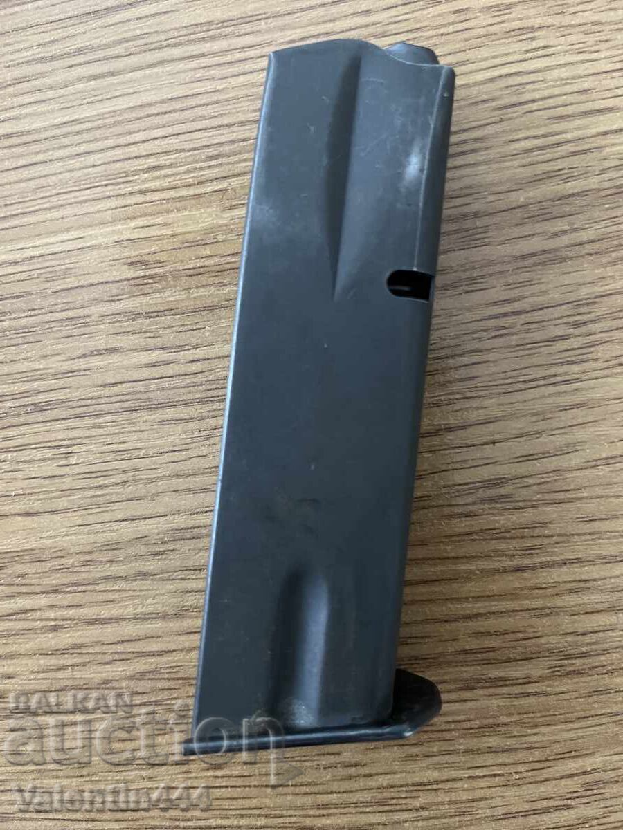 Pŭlnitel za pistolet "FEG", διαμ. 9x19mm με τιμή 70.00 BGN | € 35.79 Pŭlnitel za pistolet "FEG", διαμ. 9x19mm με τιμή 70.00 BGN | € 35.79