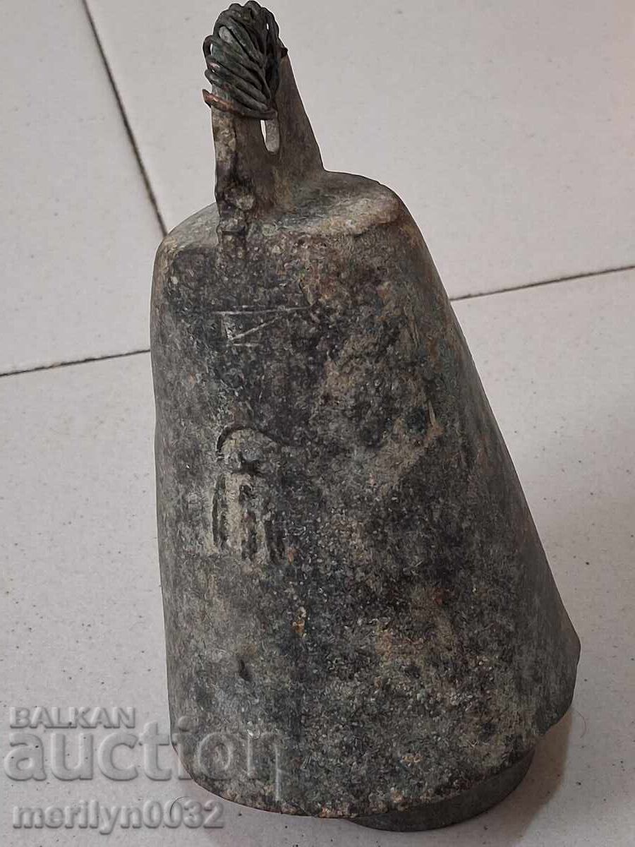Licitație Vechi clopot bulgăresc, clopot, clopoțel, zurgălău, tyumbelek Licitație Vechi clopot bulgăresc, clopot, clopoțel, zurgălău, tyumbelek