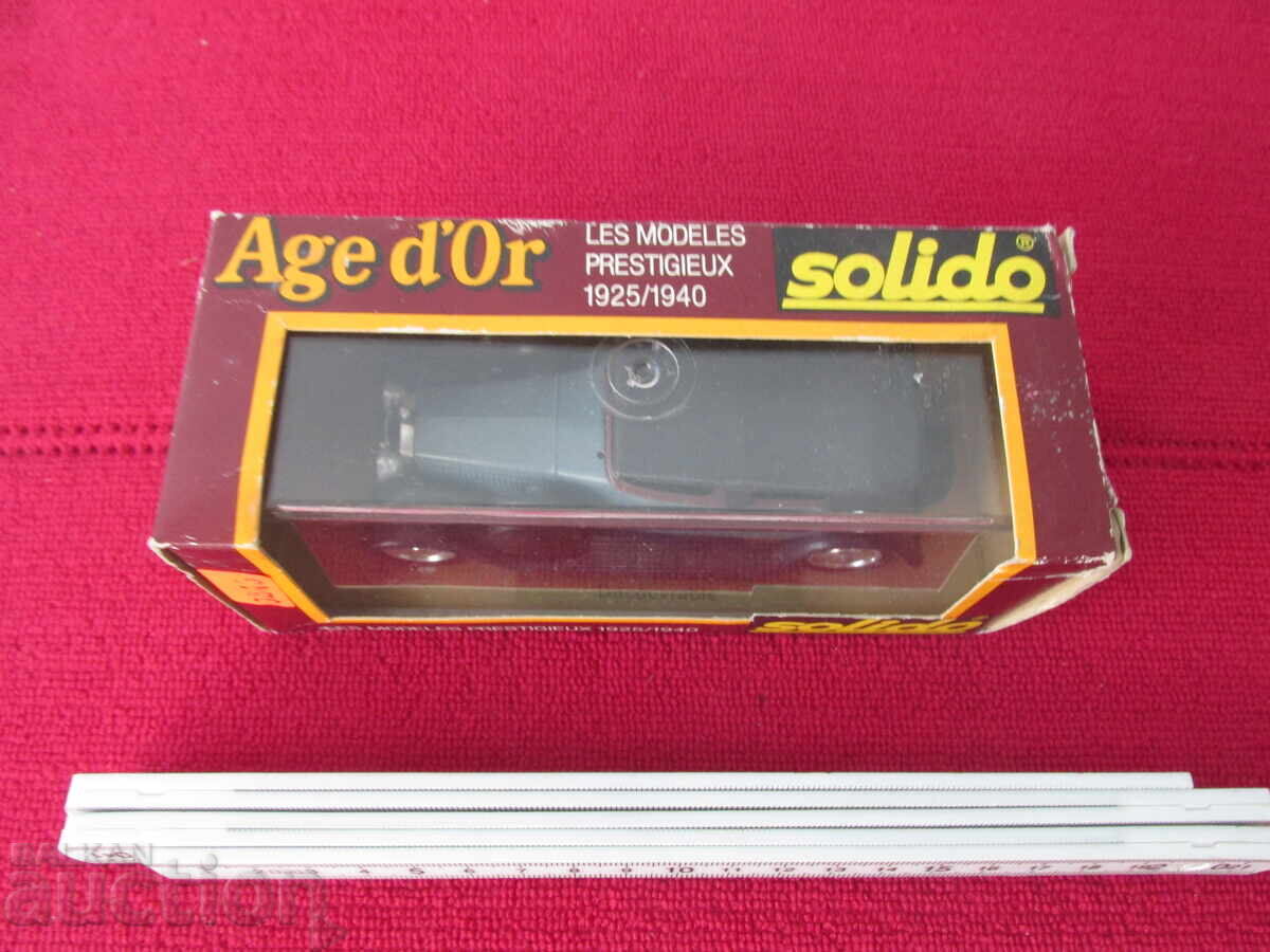 Cărucior Solido cu preț 10.00 BGN | € 5.11 Cărucior Solido cu preț 10.00 BGN | € 5.11