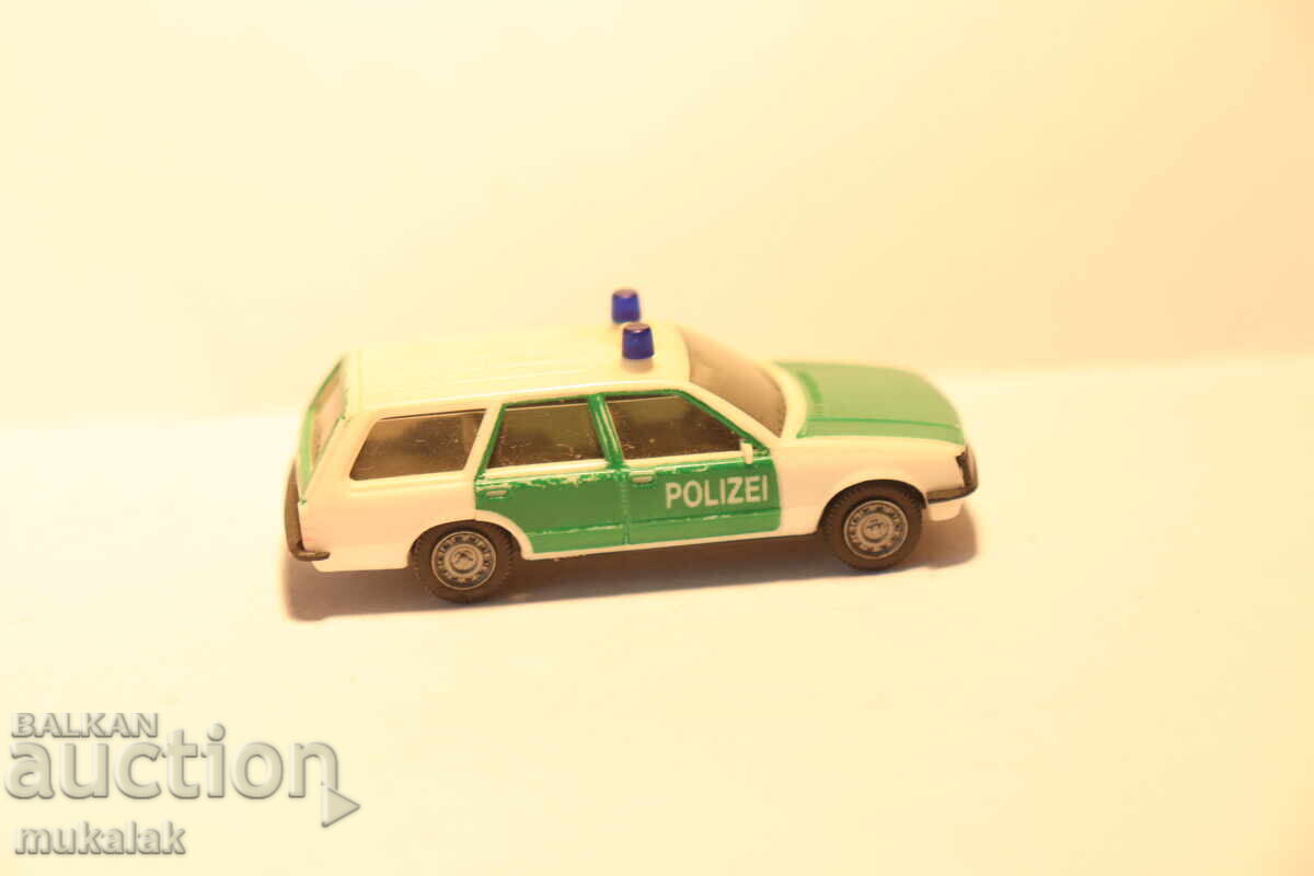 Delivery of HERPA 1/87 H0 OPEL REKORD POLICE POLICE CAR MODEL Delivery of HERPA 1/87 H0 OPEL REKORD POLICE POLICE CAR MODEL