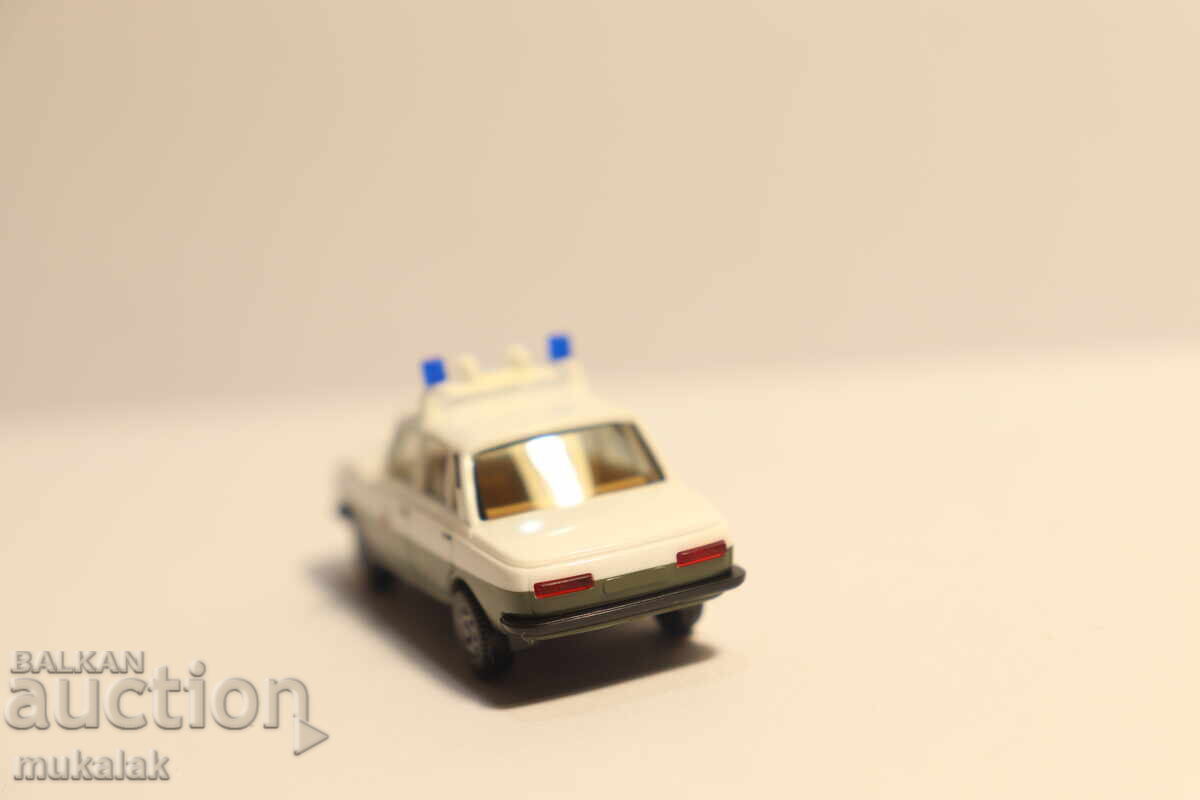 HERPA 1/87 H0 Wartburg Police Police Car Model - 6 HERPA 1/87 H0 Wartburg Police Police Car Model - 6