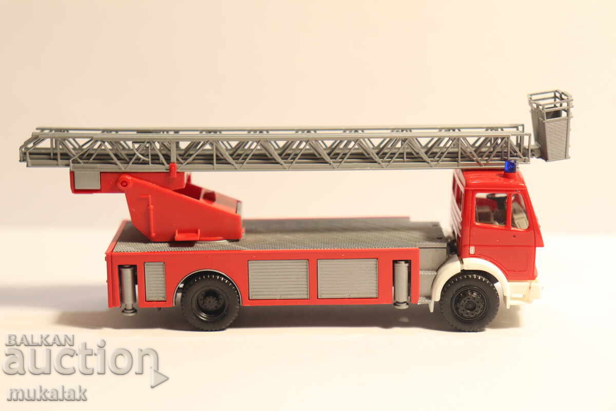 Livrarea ROCO?? 1/87 H0 MERCEDES CAMION DE POMPIERI MODEL Livrarea ROCO?? 1/87 H0 MERCEDES CAMION DE POMPIERI MODEL