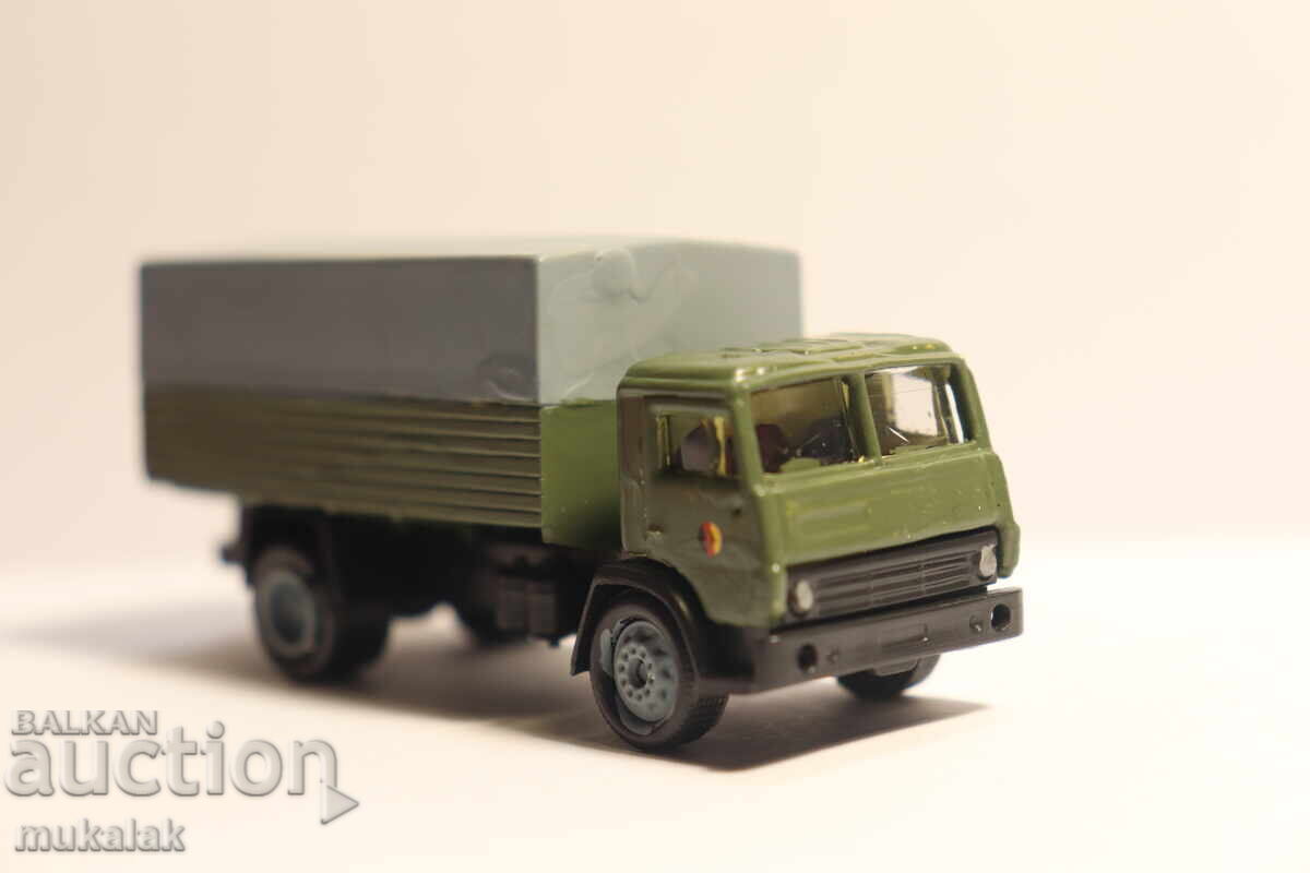 Auction 1/87 H0 KAMAZ KAMAZ Military Truck Model Car Auction 1/87 H0 KAMAZ KAMAZ Military Truck Model Car