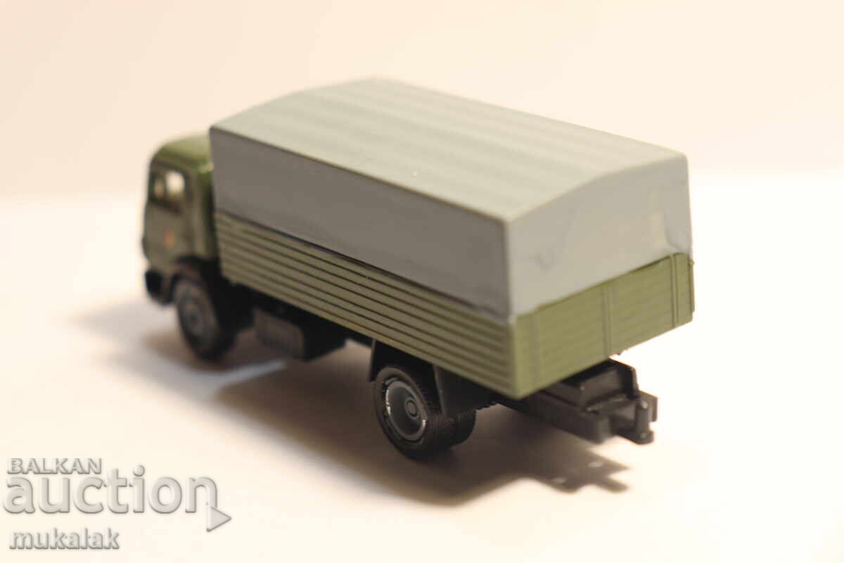 1/87 H0 KAMAZ KAMAZ Military Truck Model Car - 5 1/87 H0 KAMAZ KAMAZ Military Truck Model Car - 5