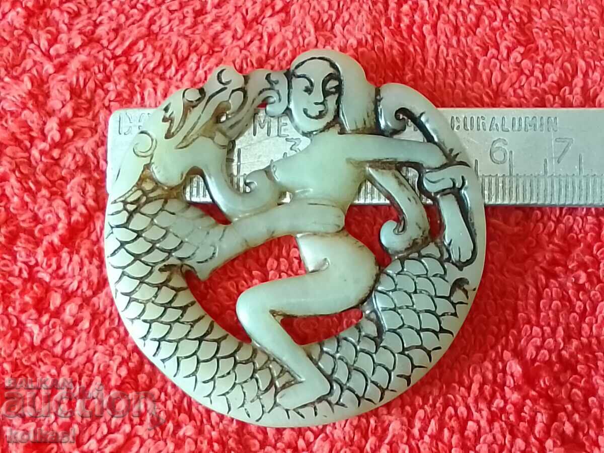 Φυσικό κρεμαστό νεφρίτη φιγούρα σεξ ερωτική γυναίκα δράκος με τιμή 75.50 BGN | € 38.60 Φυσικό κρεμαστό νεφρίτη φιγούρα σεξ ερωτική γυναίκα δράκος με τιμή 75.50 BGN | € 38.60