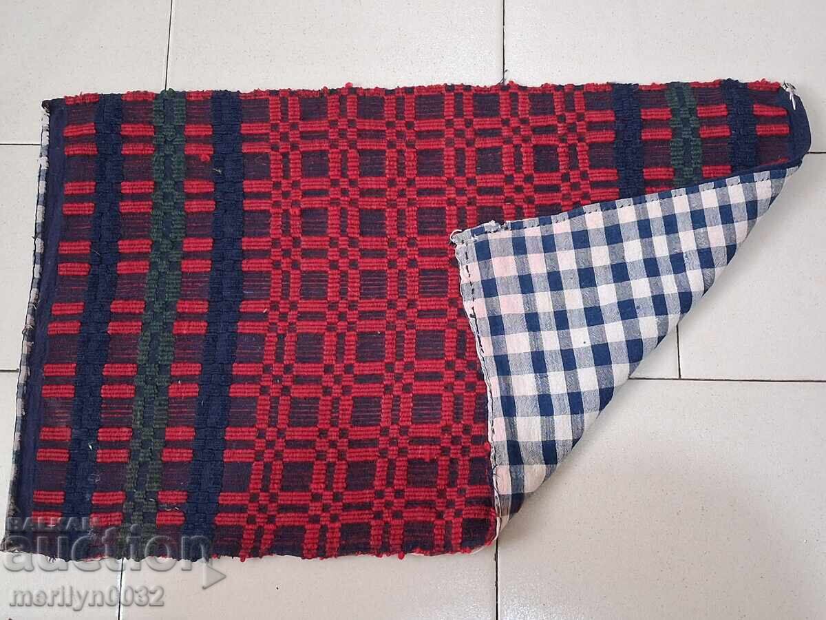 Παλιά υφαντή κεντητή κεντητή μαξιλαροθήκη με τιμή 37.00 BGN | € 18.92