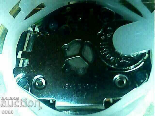 класи4ески 4асовник lip работи перфектно - 5 класи4ески 4асовник lip работи перфектно - 5