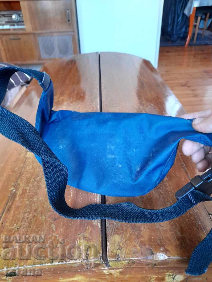Delivery of Old waist bag BGA Balkan, Balkan Delivery of Old waist bag BGA Balkan, Balkan