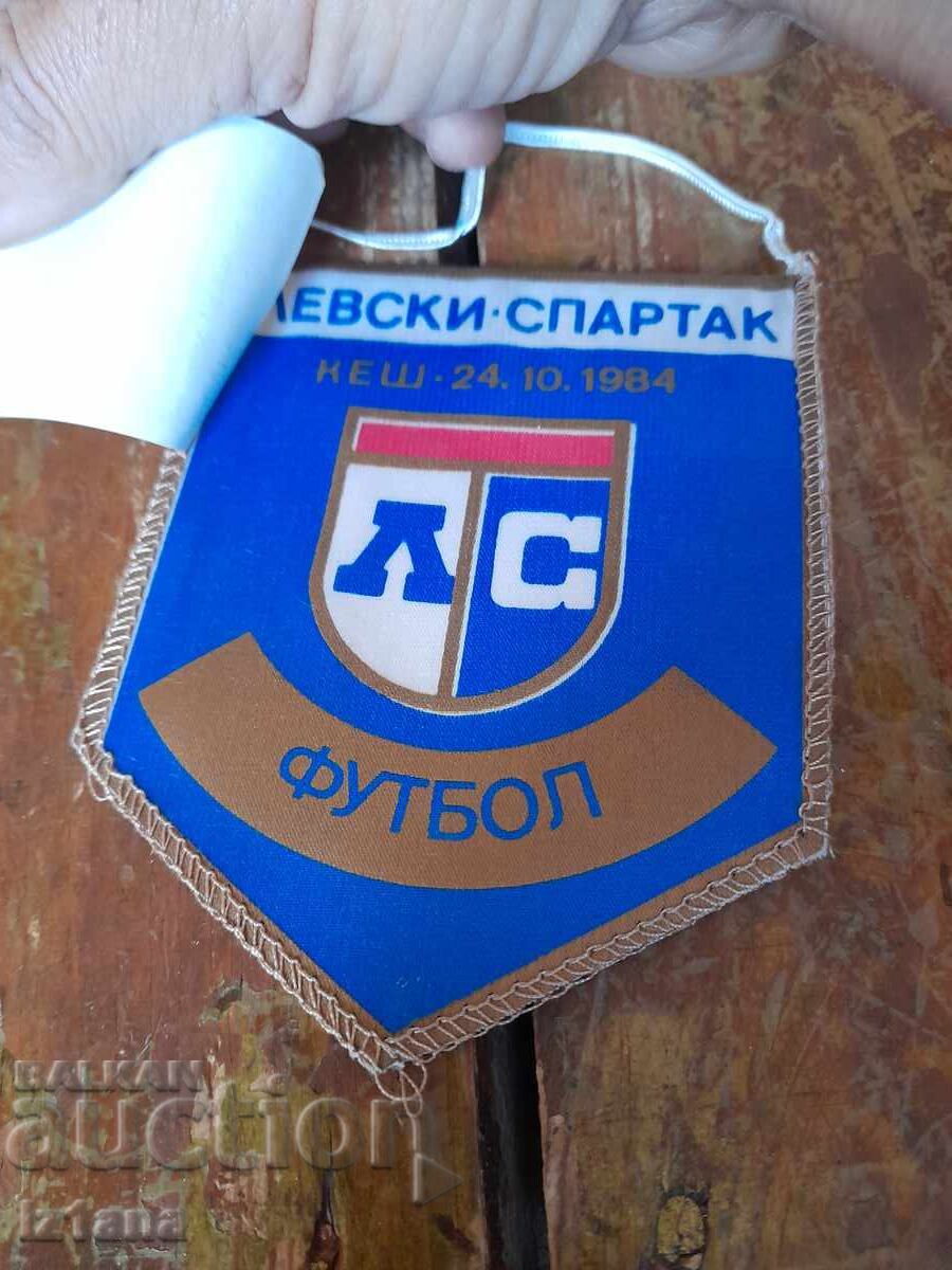 Аукцион Старо флагче,флаг Левски Спартак Днепър КЕШ 1984 Аукцион Старо флагче,флаг Левски Спартак Днепър КЕШ 1984