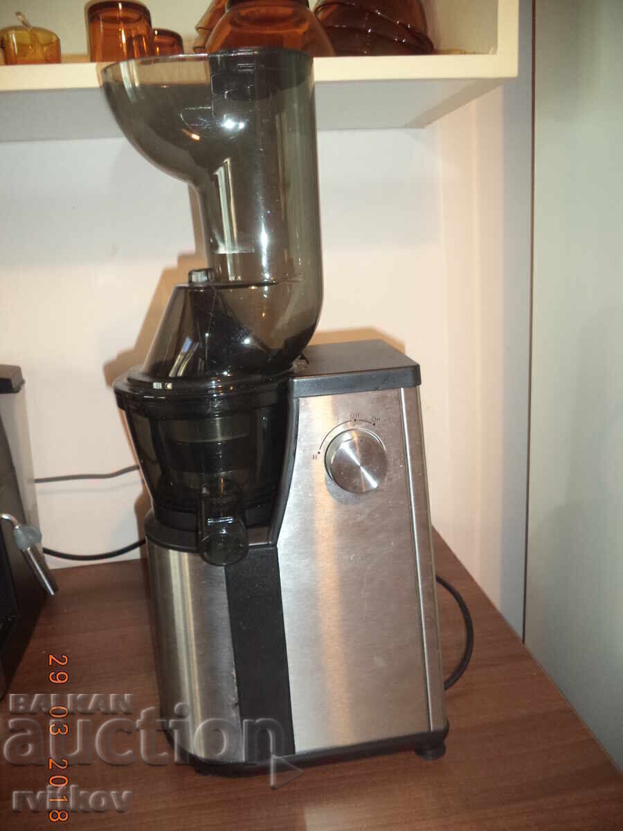 Storcător de fructe Finlux FSJ-400IX cu preț € 25.00 | 48.90 BGN