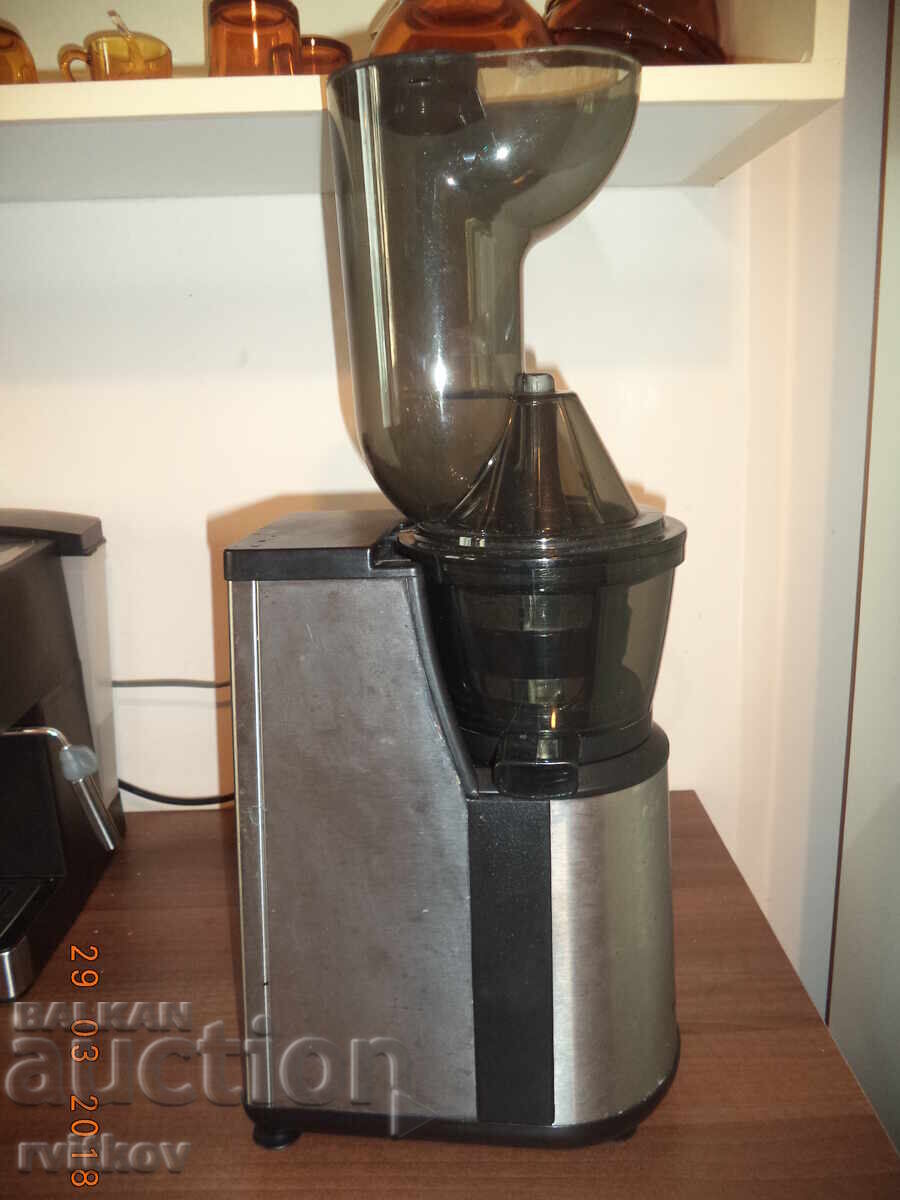 Аукцион Сокоизтисквачка Finlux FSJ-400IX Аукцион Сокоизтисквачка Finlux FSJ-400IX