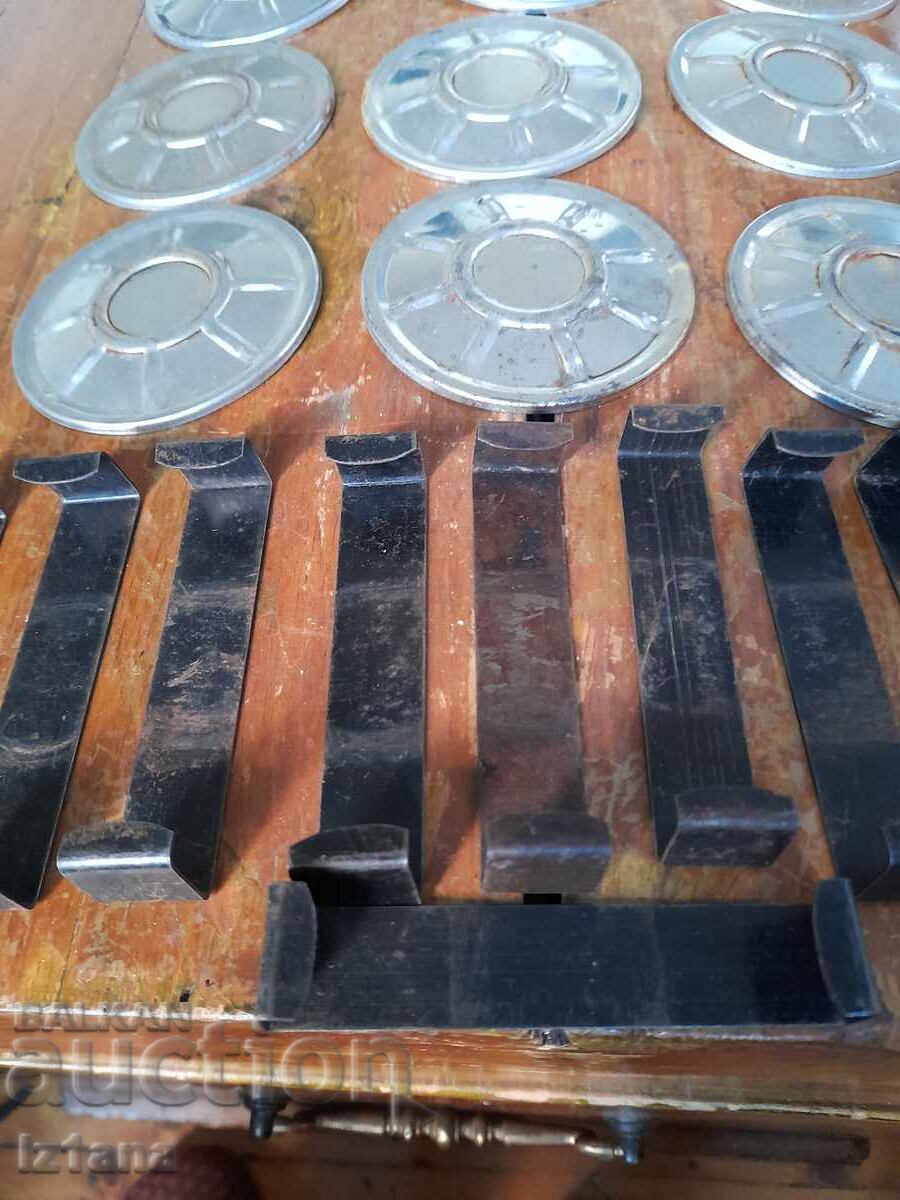 Old Omnia Jar Caps - 5 Old Omnia Jar Caps - 5