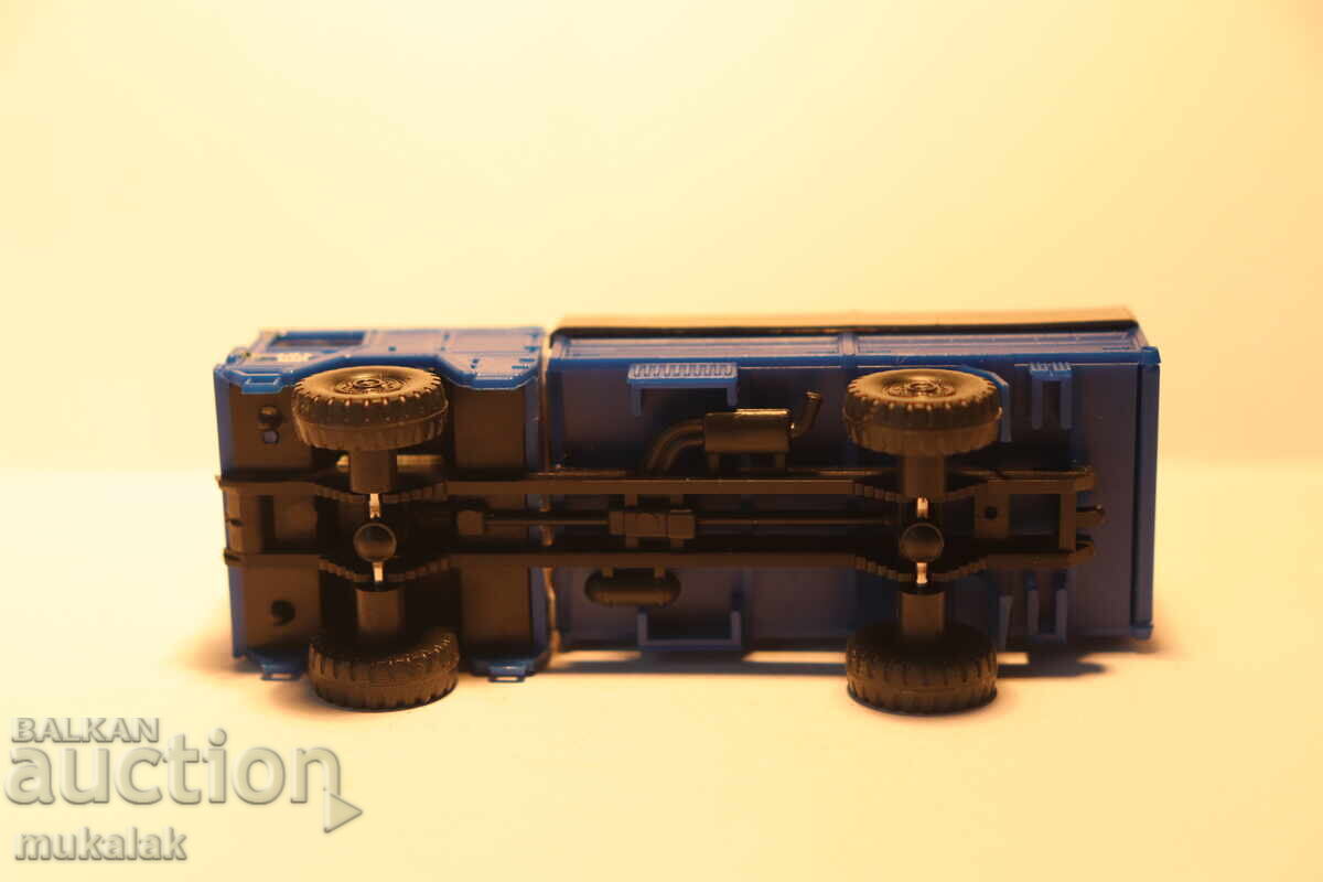 1/87 H0 ROCO CAMION MODEL - 6 1/87 H0 ROCO CAMION MODEL - 6