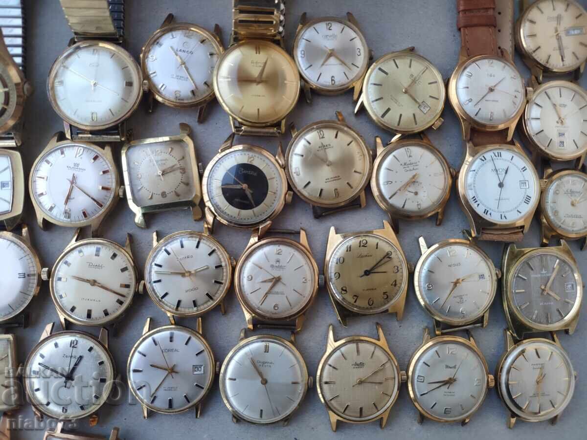 Παράδοση Επιχρυσωμένα ανδρικά ρολόγια χειρός Παράδοση Επιχρυσωμένα ανδρικά ρολόγια χειρός