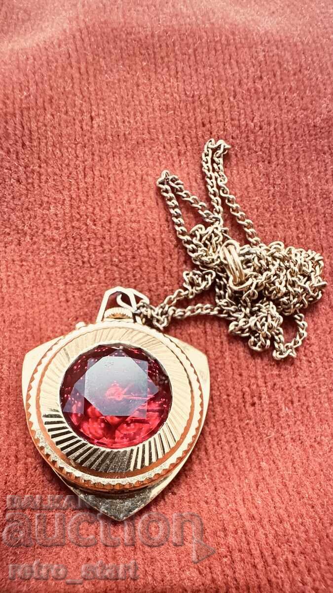 Delivery of Gold-plated watch, necklace, works! Delivery of Gold-plated watch, necklace, works!