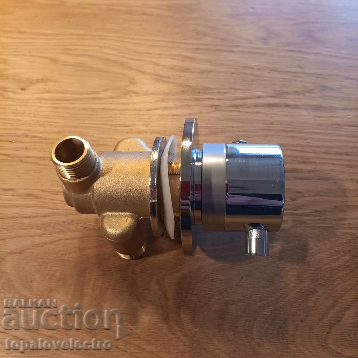 Livrarea NOU! Robinet termostatic pentru duș, cu 3 căi, alamă, 30–50°C Livrarea NOU! Robinet termostatic pentru duș, cu 3 căi, alamă, 30–50°C