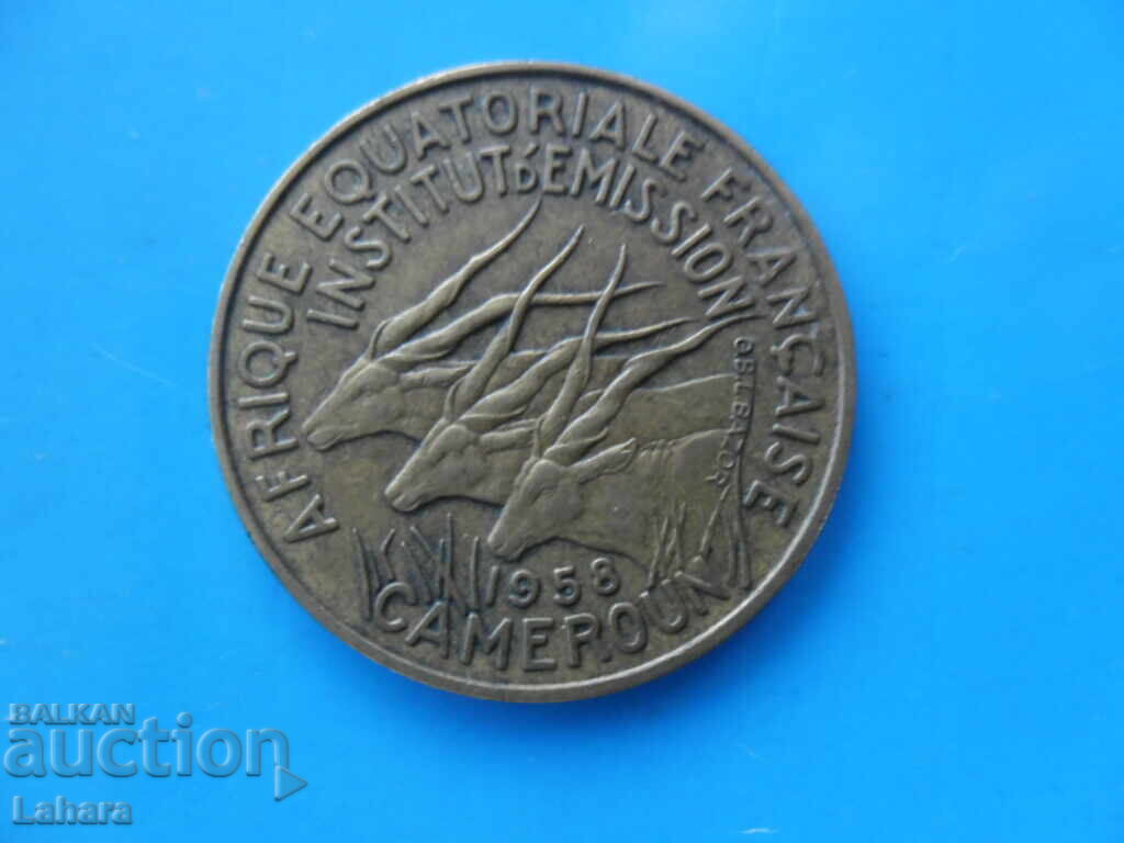 10 franci 1958, Camerun cu preț 8.00 BGN | € 4.09 10 franci 1958, Camerun cu preț 8.00 BGN | € 4.09