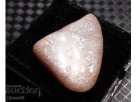 ЕСТЕСТВЕН  ЛУНЕН КАМЪК - ИНДИЯ  - (673)