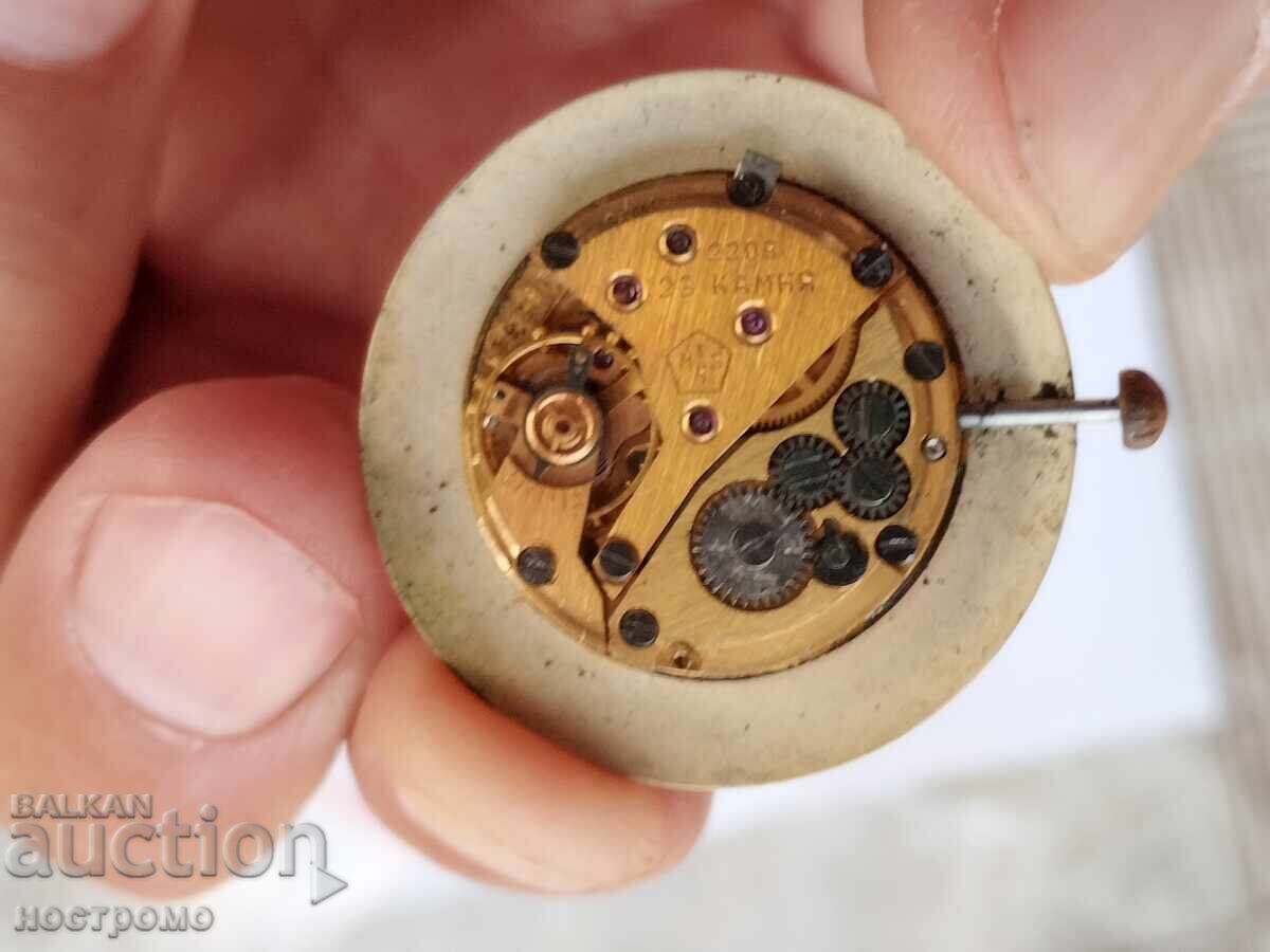 Доставка на Работещ Польот де Лукс 23 камней - А 5987 Доставка на Работещ Польот де Лукс 23 камней - А 5987