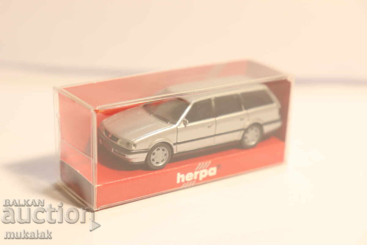 HERPA H0 1/87 VW PASSAT MODEL JUCĂRIE AUTO cu preț 15.00 BGN | € 7.67 HERPA H0 1/87 VW PASSAT MODEL JUCĂRIE AUTO cu preț 15.00 BGN | € 7.67
