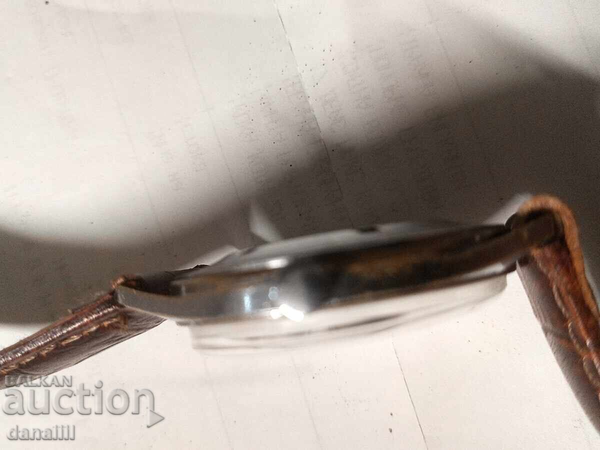 Auction Atlantic Worldmaster 17j. red top, serviced Auction Atlantic Worldmaster 17j. red top, serviced