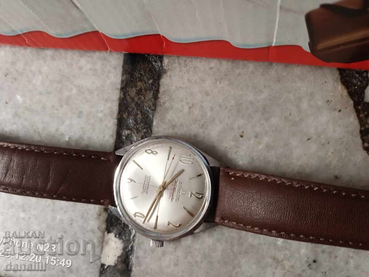 Atlantic Worldmaster Red Arrow Serviced - 5