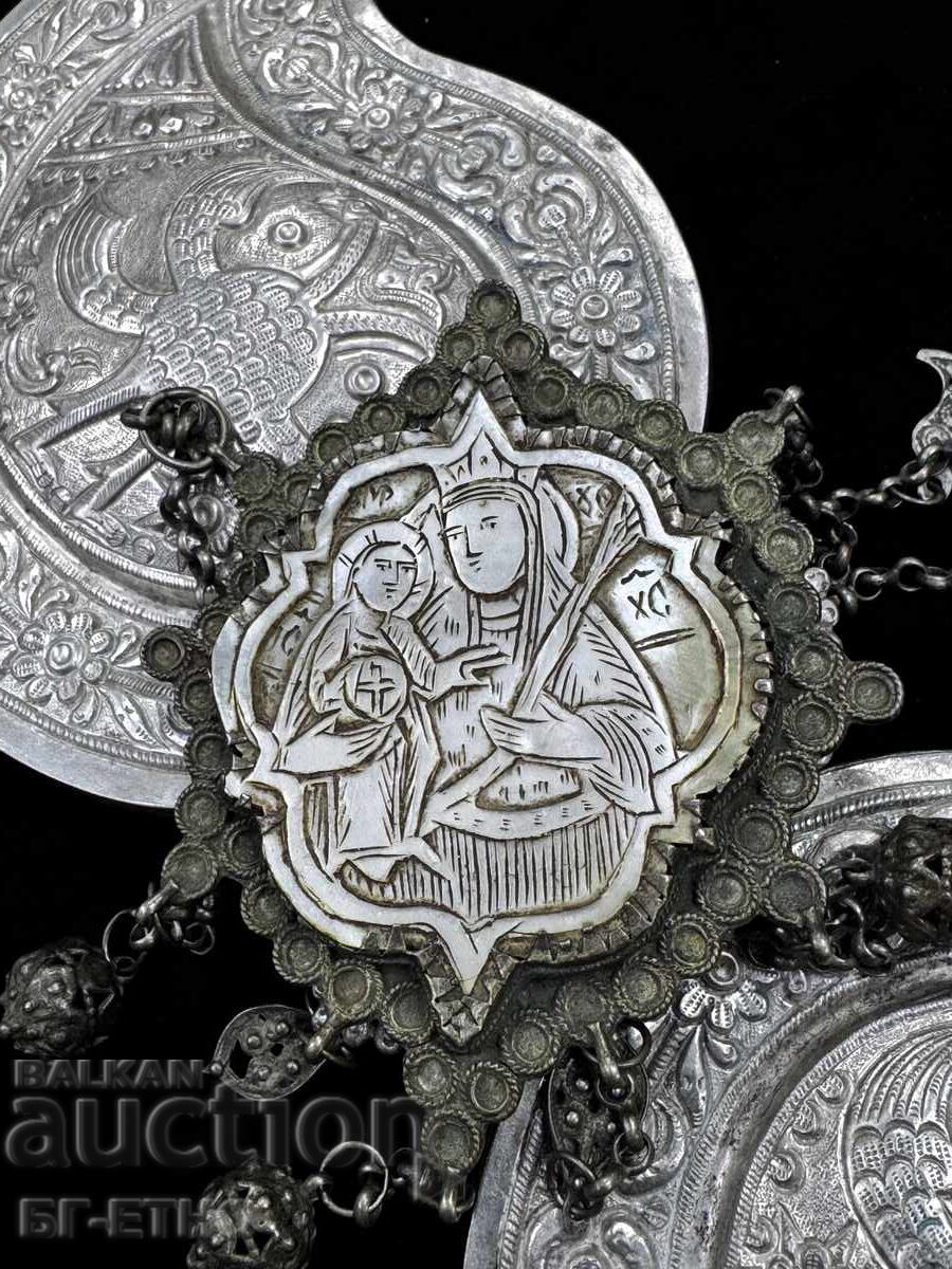 Възрожденски Котел- накити пафта куна с цена 6850.00 лв. | € 3502.35 Възрожденски Котел- накити пафта куна с цена 6850.00 лв. | € 3502.35