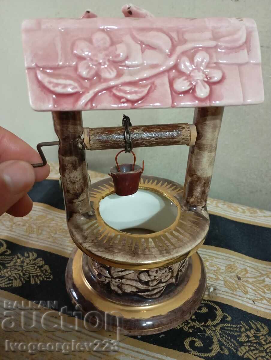 Πορσελάνινη σταatuέτα, σύνθεση- πηγάδι - 6 Πορσελάνινη σταatuέτα, σύνθεση- πηγάδι - 6