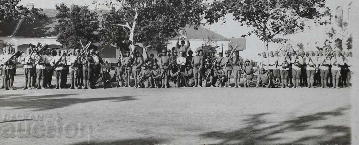 Сръбски Войници с цена 2.00 лв. | € 1.02 Сръбски Войници с цена 2.00 лв. | € 1.02