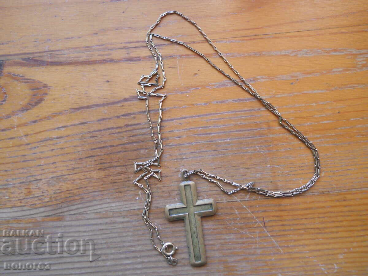 Lanț placat cu aur cu cruce