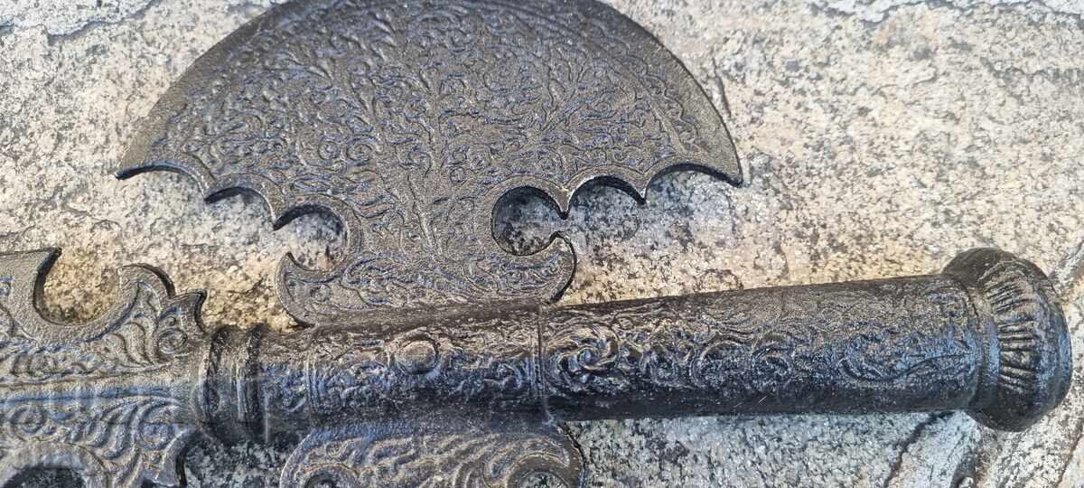 Παράδοση Αλεμπάρδα, Δόρυ, Πίκα Παράδοση Αλεμπάρδα, Δόρυ, Πίκα