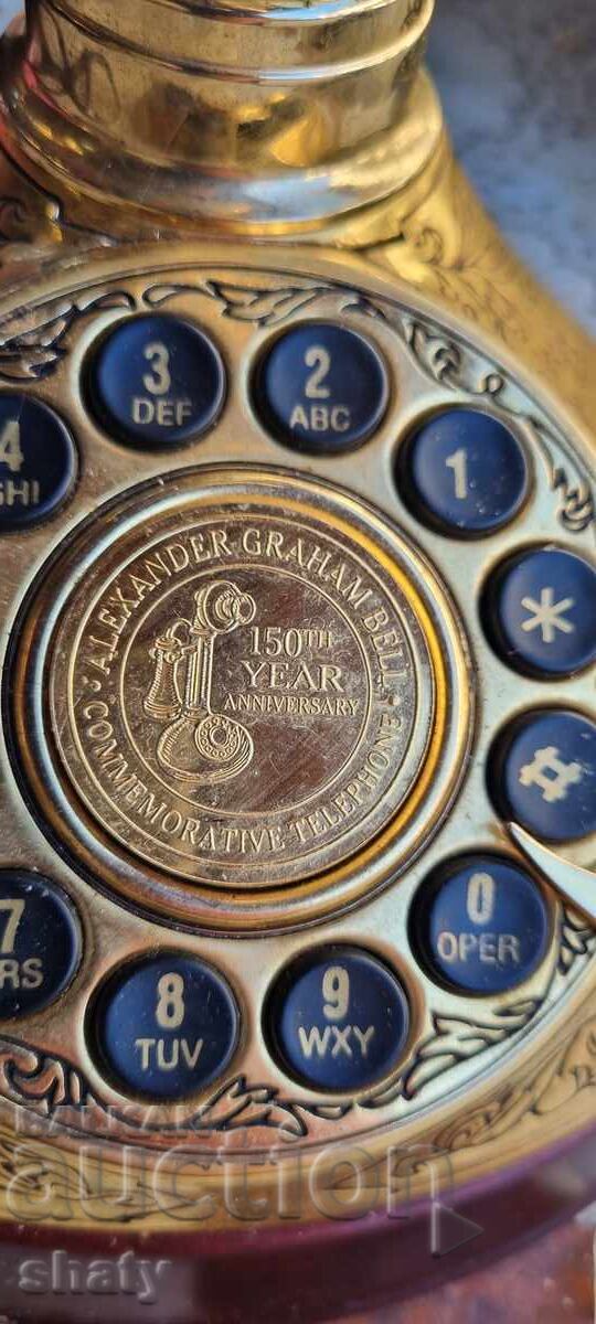 Ретро телефон с цена 120.00 лв. | € 61.36 Ретро телефон с цена 120.00 лв. | € 61.36